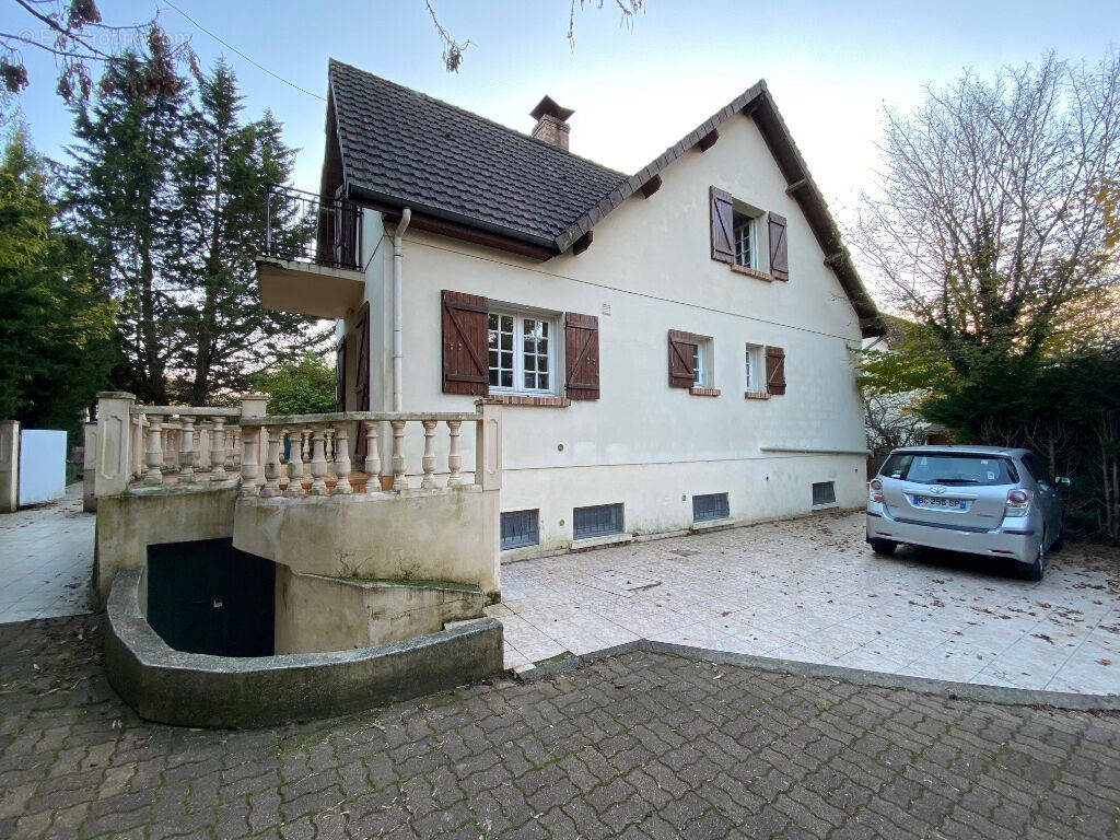 Maison à ROSNY-SUR-SEINE