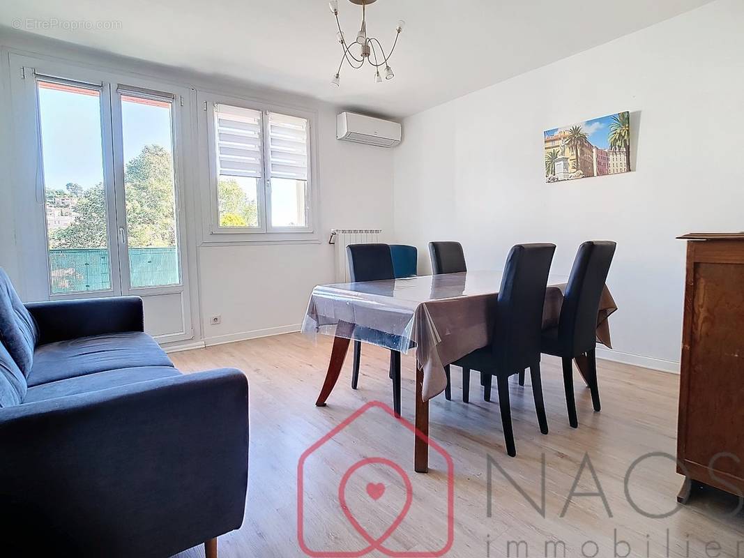 Appartement à SAINT-RAPHAEL