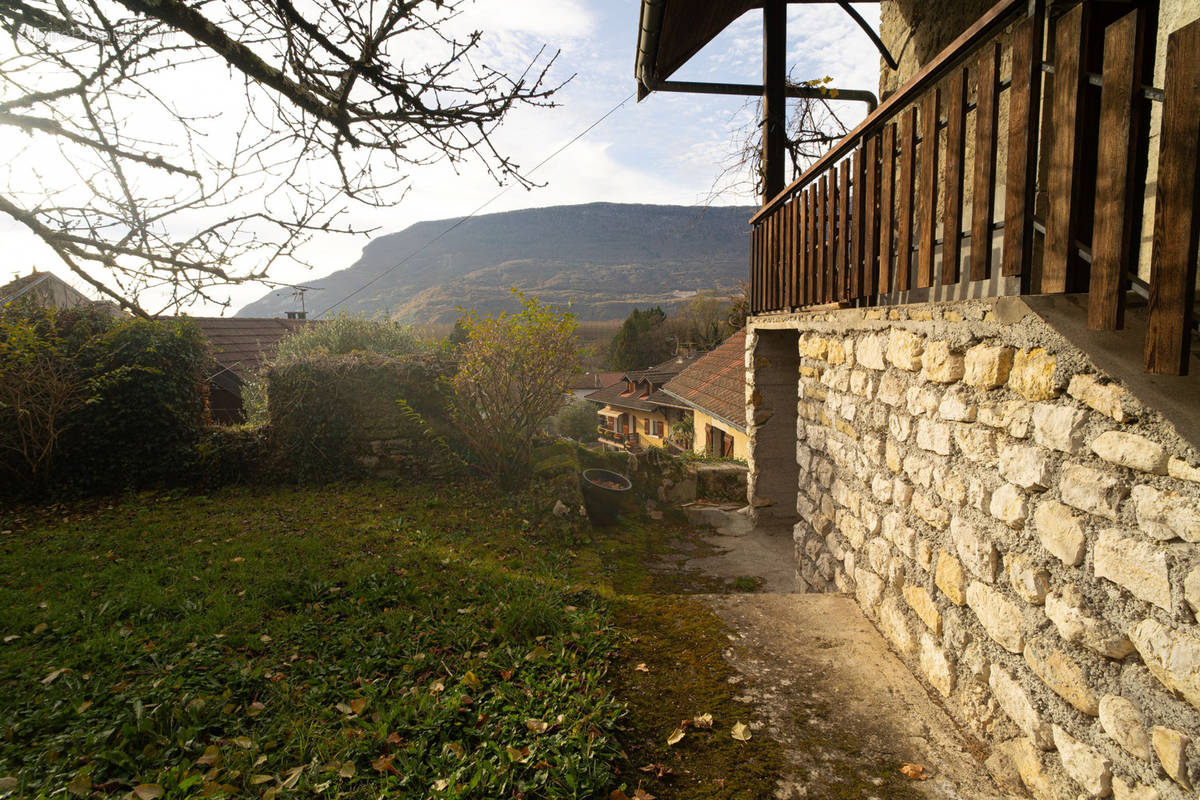 Maison à SERRIERES-EN-CHAUTAGNE