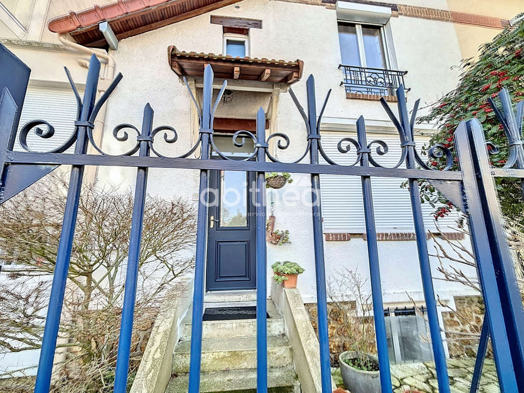 Maison à CHOISY-LE-ROI