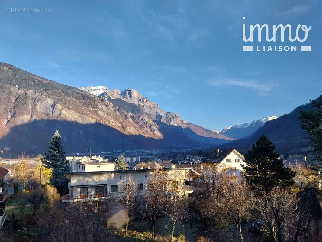 Appartement à SAINT-JEAN-DE-MAURIENNE