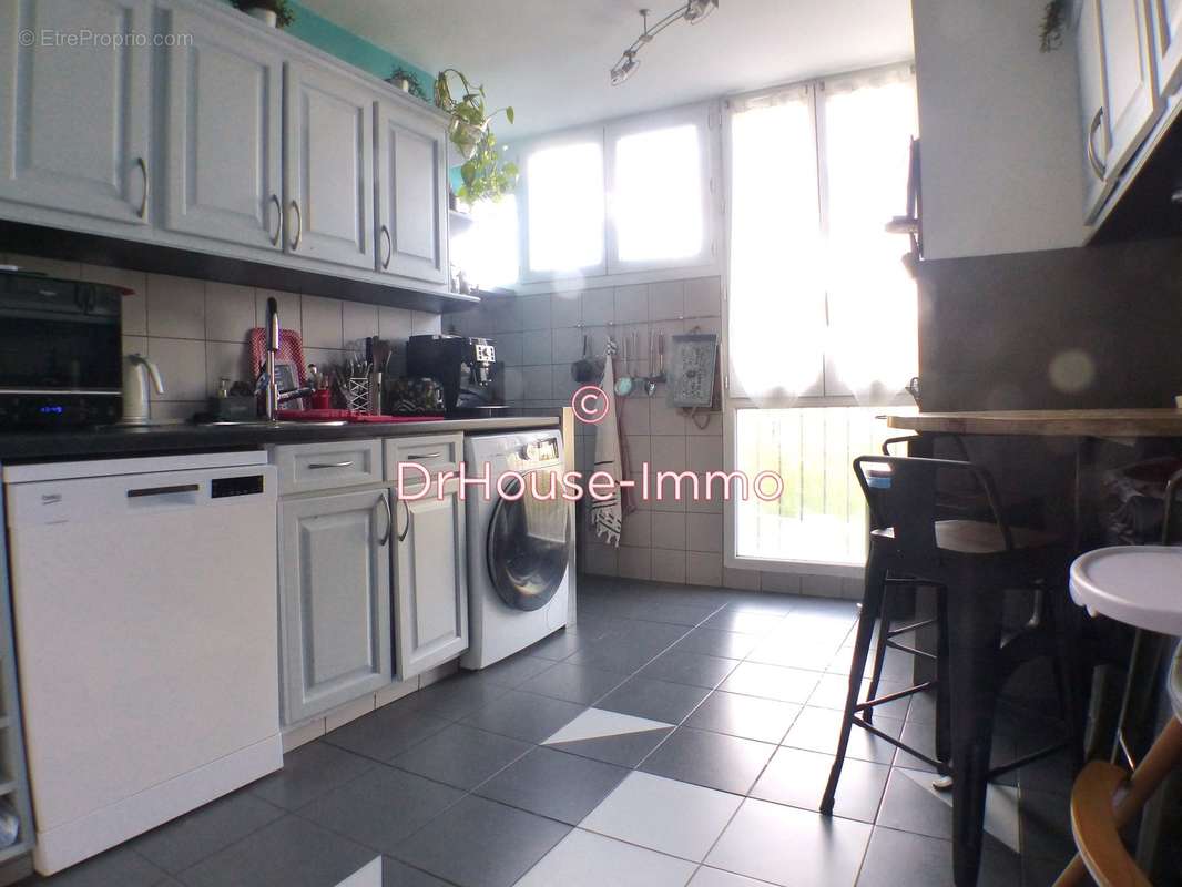 Appartement à MARSEILLE-11E