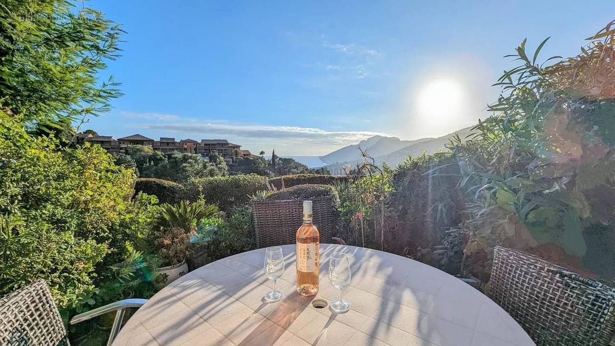 Appartement à THEOULE-SUR-MER