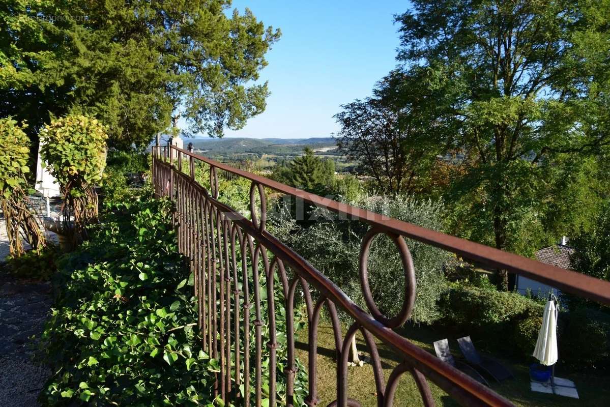 Appartement à MONTBOUCHER-SUR-JABRON