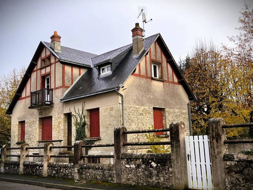 Maison à BLERE