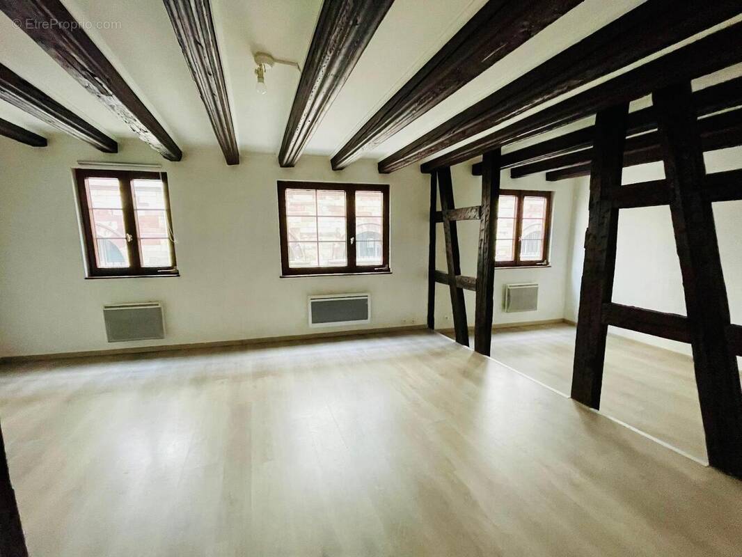   - Appartement à STRASBOURG