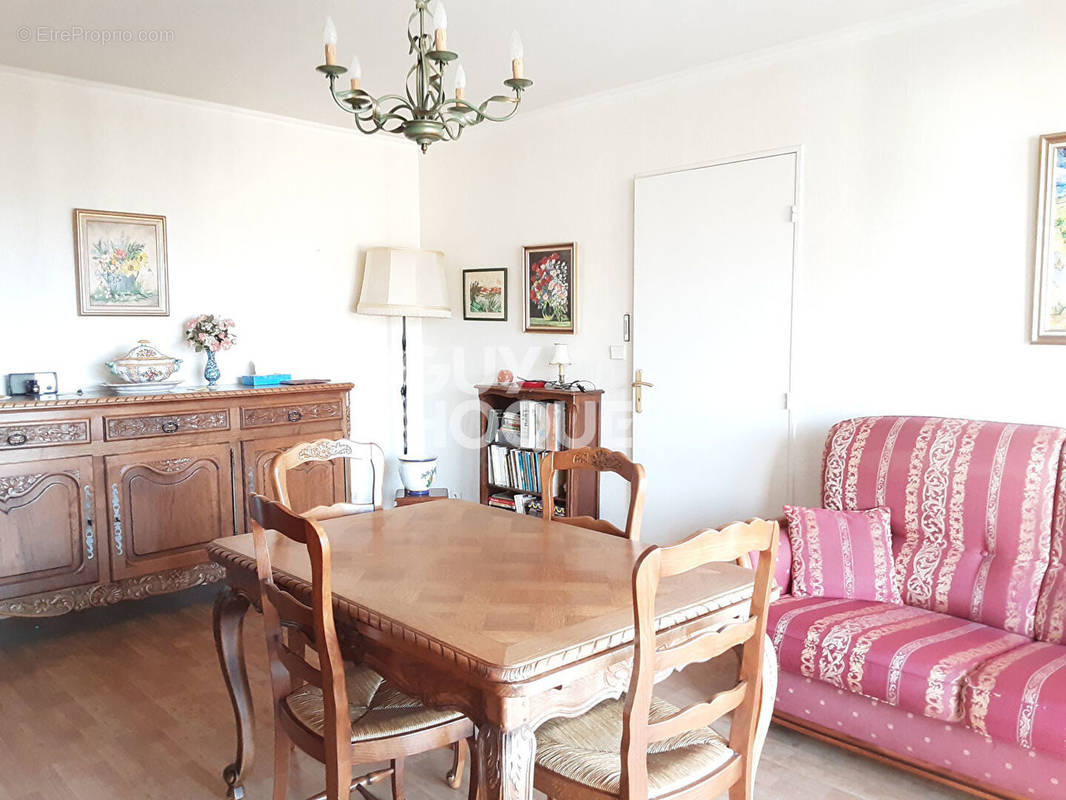 Appartement à LIVRY-GARGAN