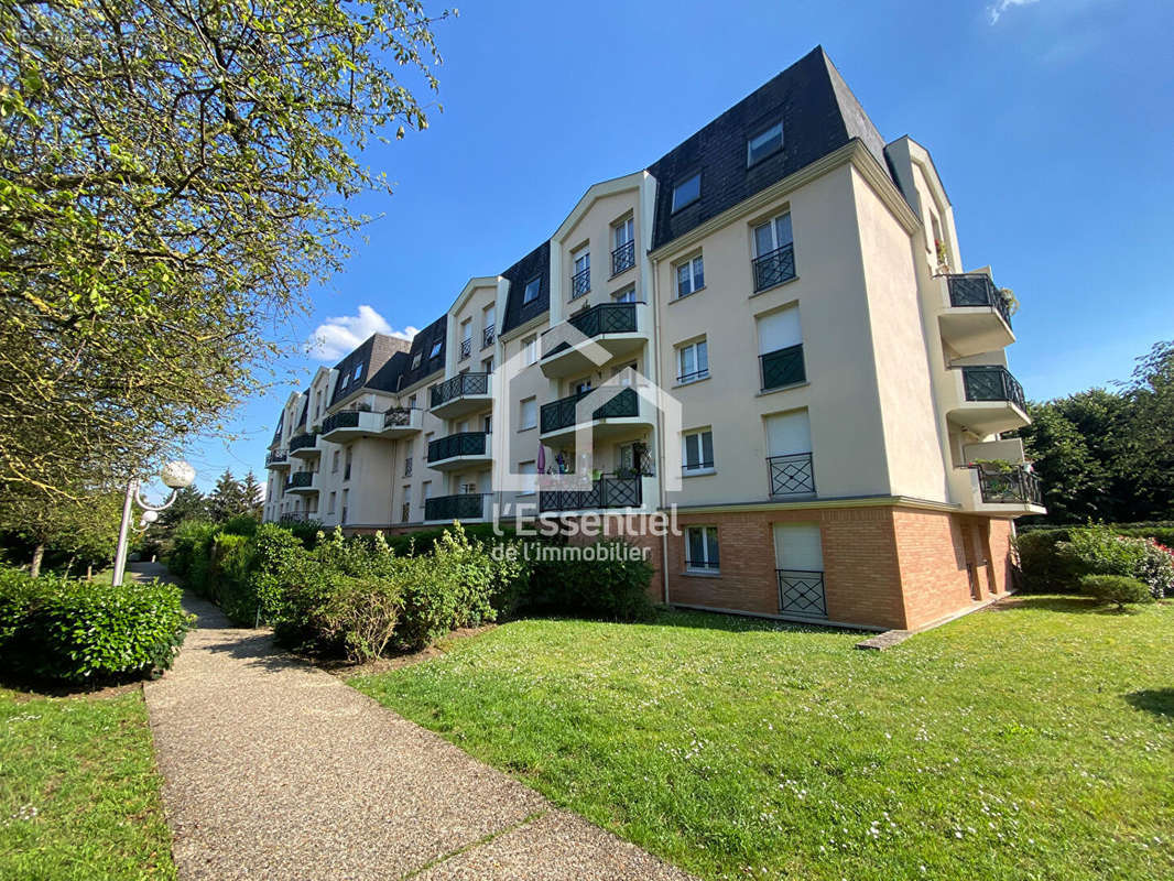 Appartement à VERNEUIL-SUR-SEINE