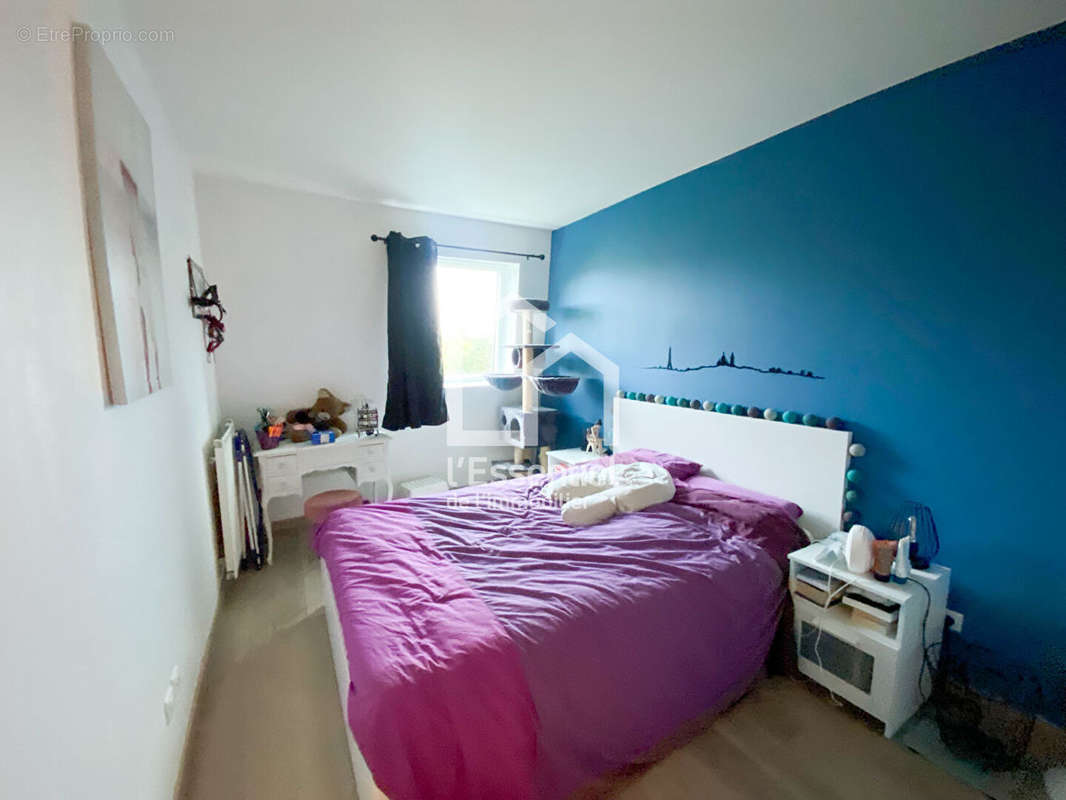 Appartement à VERNEUIL-SUR-SEINE