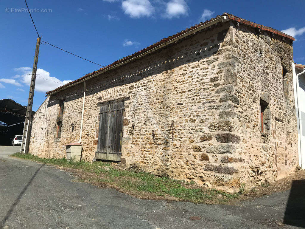 Maison à BOURNEAU