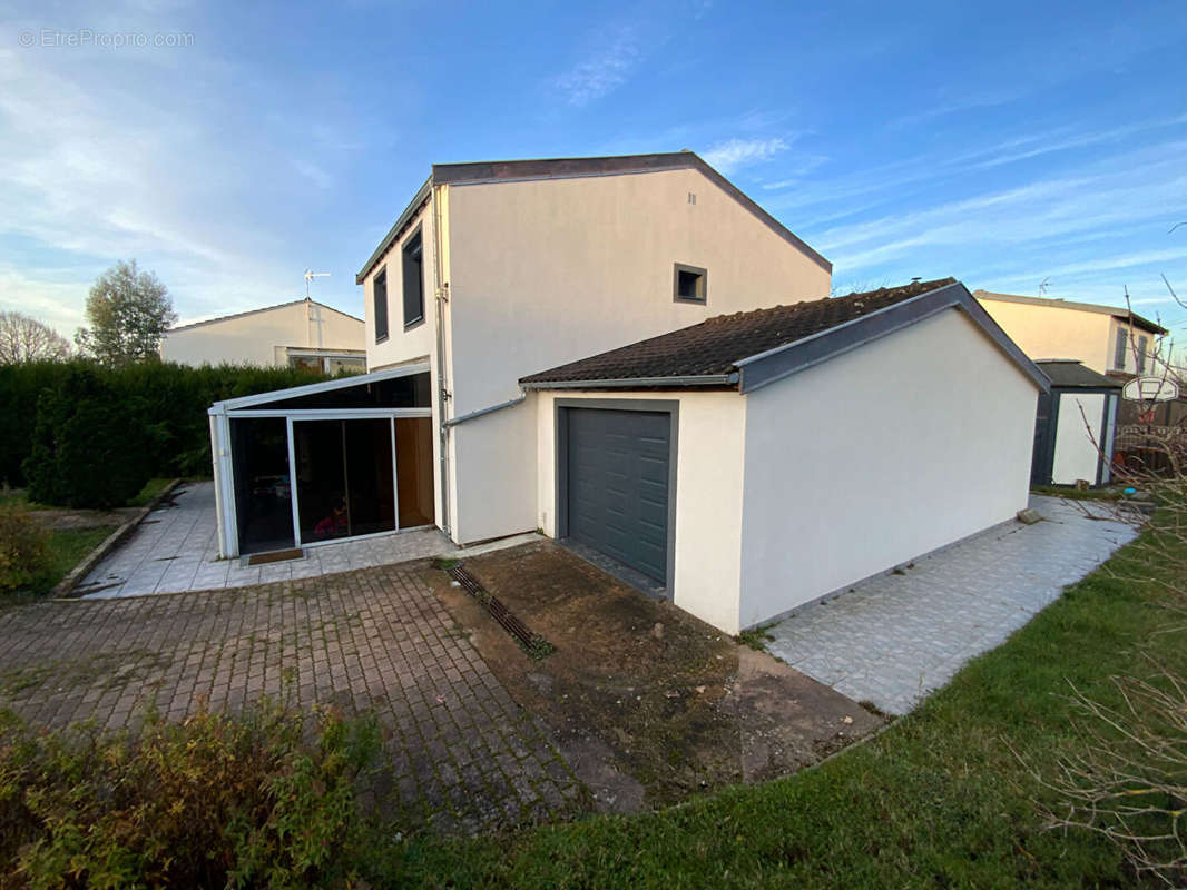 Maison à MONTCEAU-LES-MINES