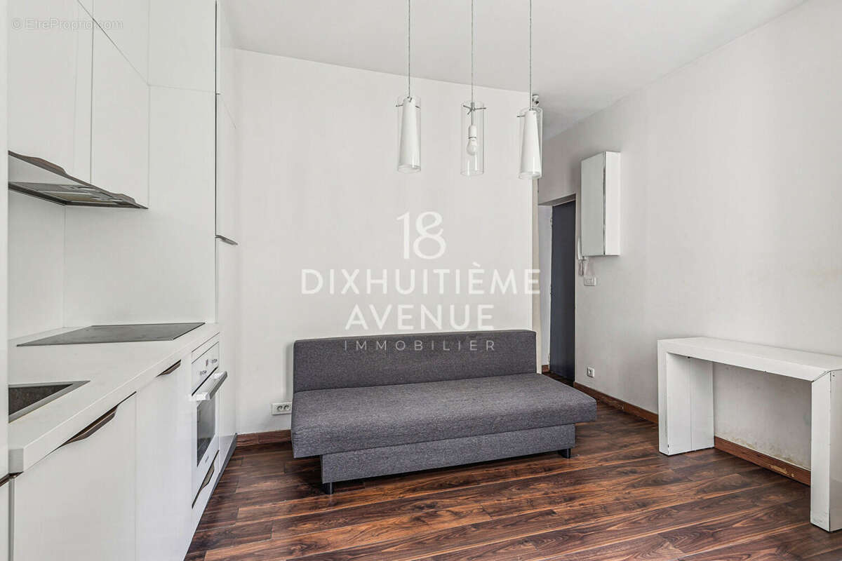 Appartement à PARIS-18E