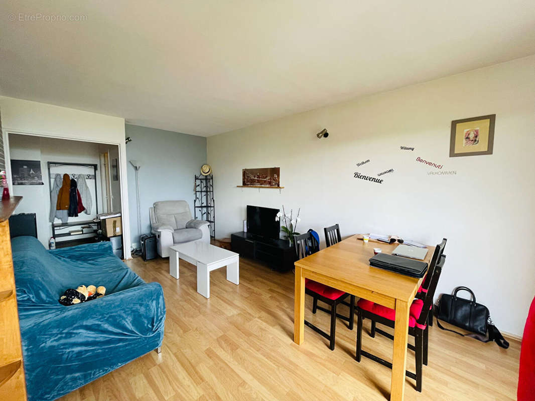 Appartement à SARTROUVILLE