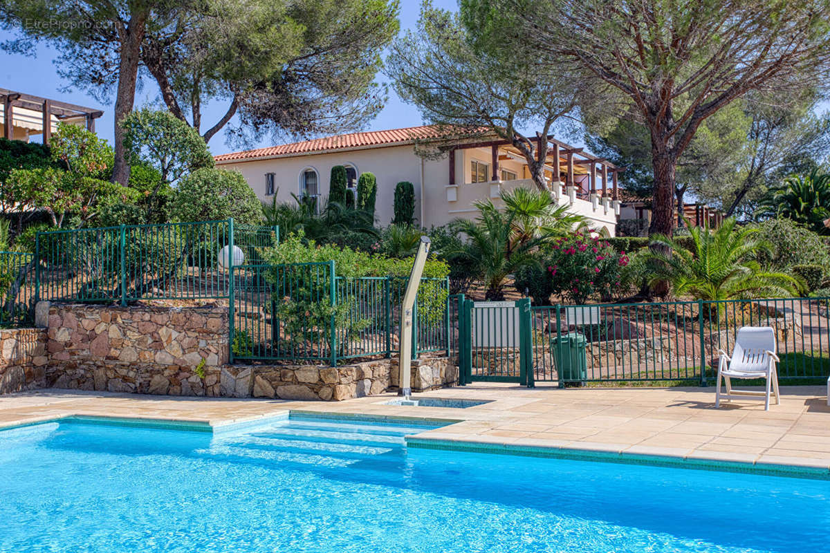 Appartement à SAINT-RAPHAEL