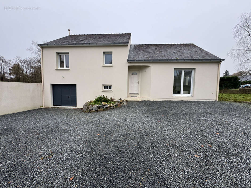 Maison à TREILLIERES