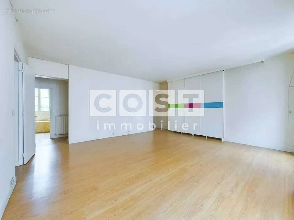 Appartement à PARIS-20E