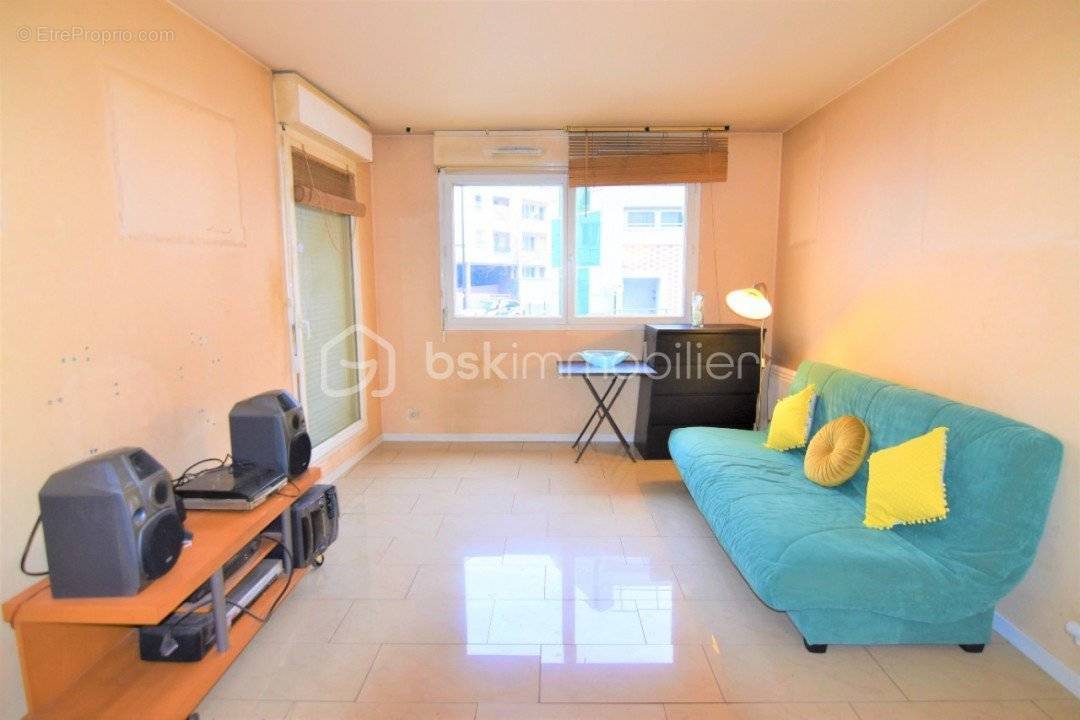 Appartement à IVRY-SUR-SEINE