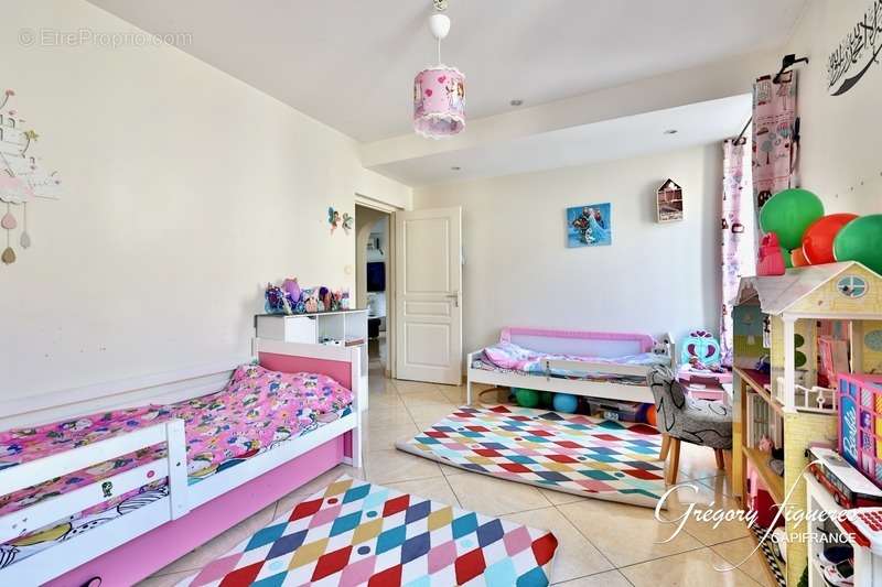 Appartement à GIVORS