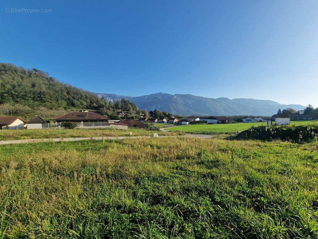 Terrain à L&#039;ALBENC