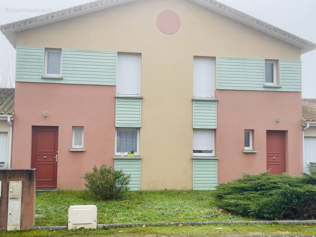 Maison à VOUNEUIL-SOUS-BIARD