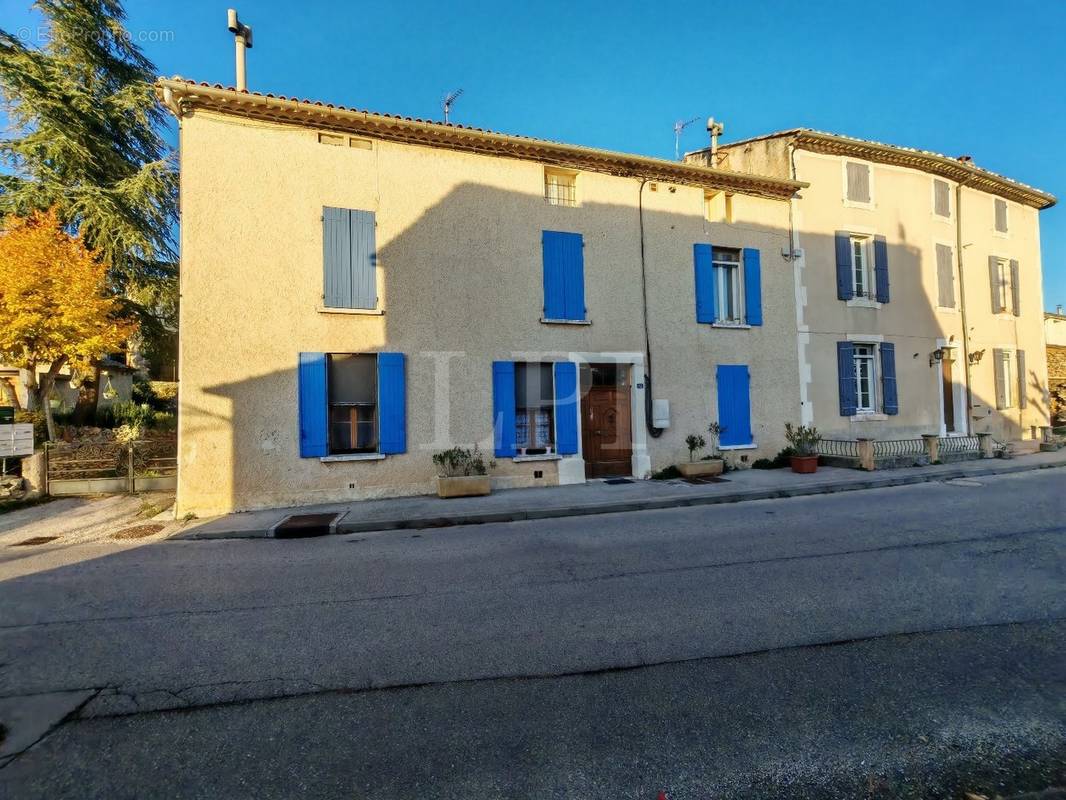 Appartement à SAINT-SATURNIN-LES-APT