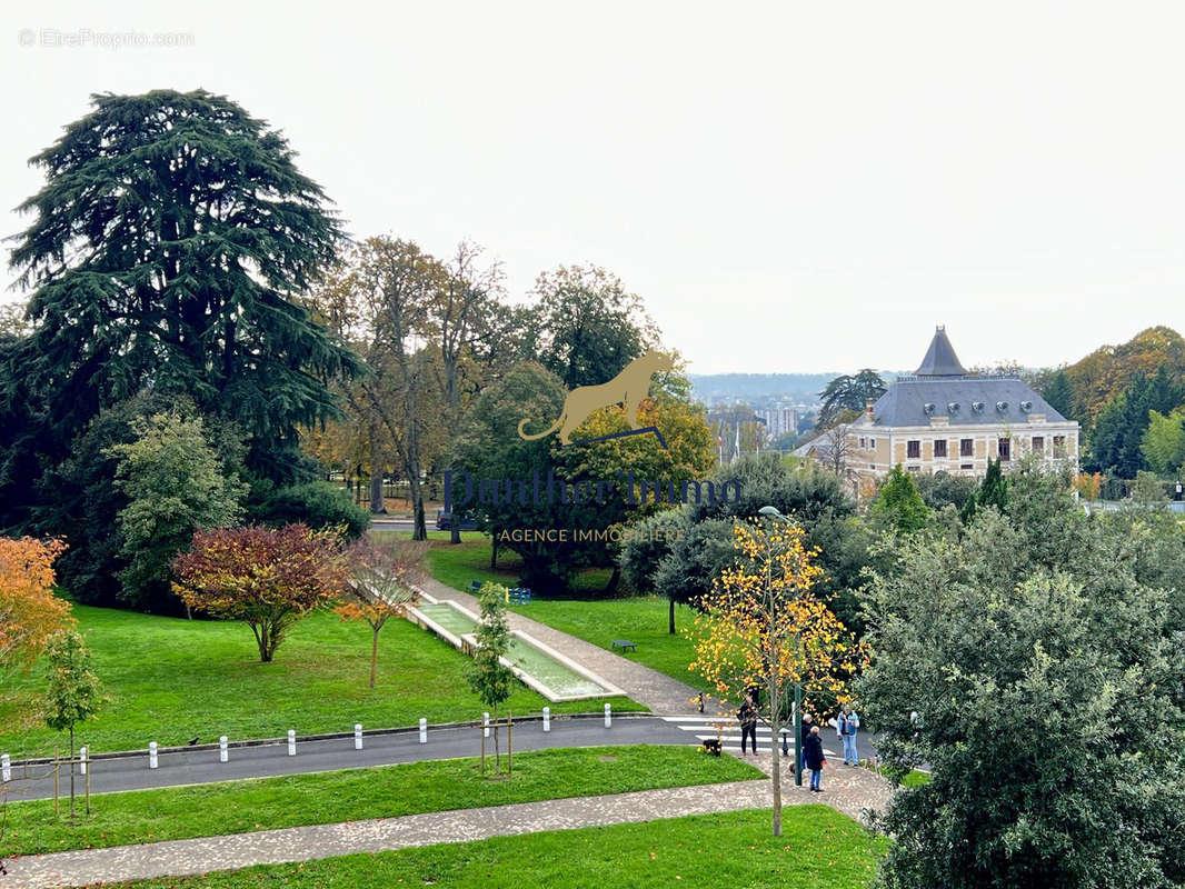 Appartement à SAINT-CYR-SUR-LOIRE