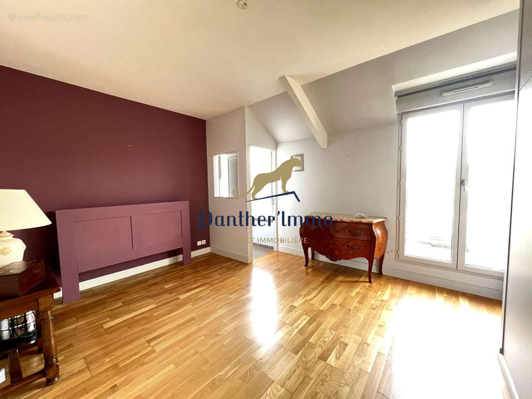 Appartement à SAINT-CYR-SUR-LOIRE