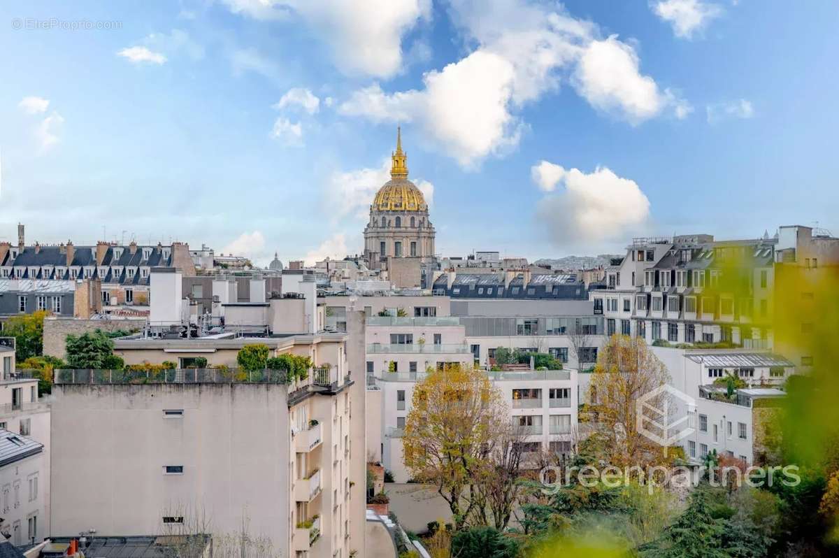 Appartement à PARIS-7E