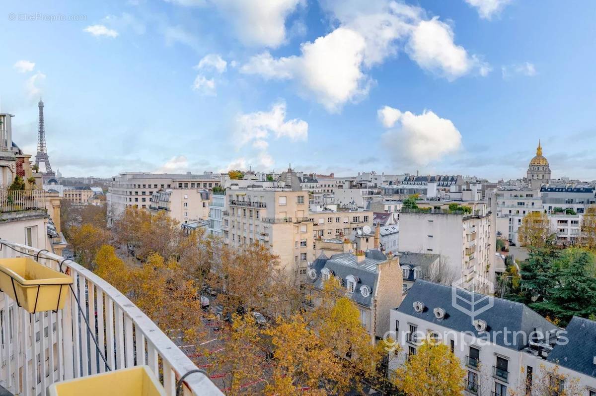 Appartement à PARIS-7E