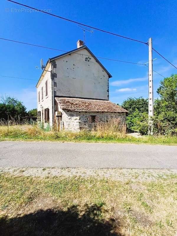 Maison à PIONSAT