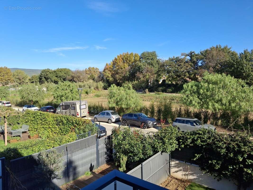 Appartement à SAINT-CYR-SUR-MER