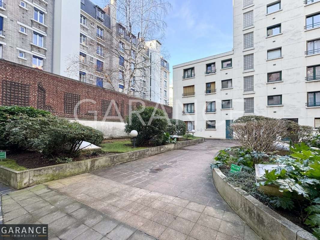 Appartement à PARIS-12E