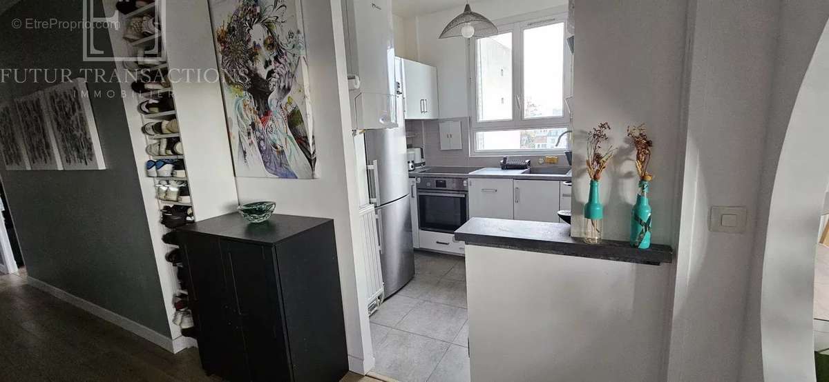 Appartement à LA GARENNE-COLOMBES