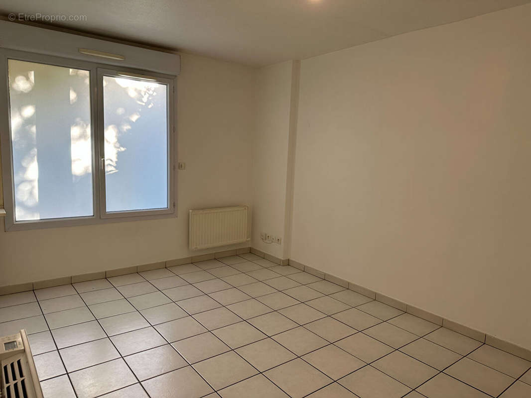 Appartement à CRAPONNE