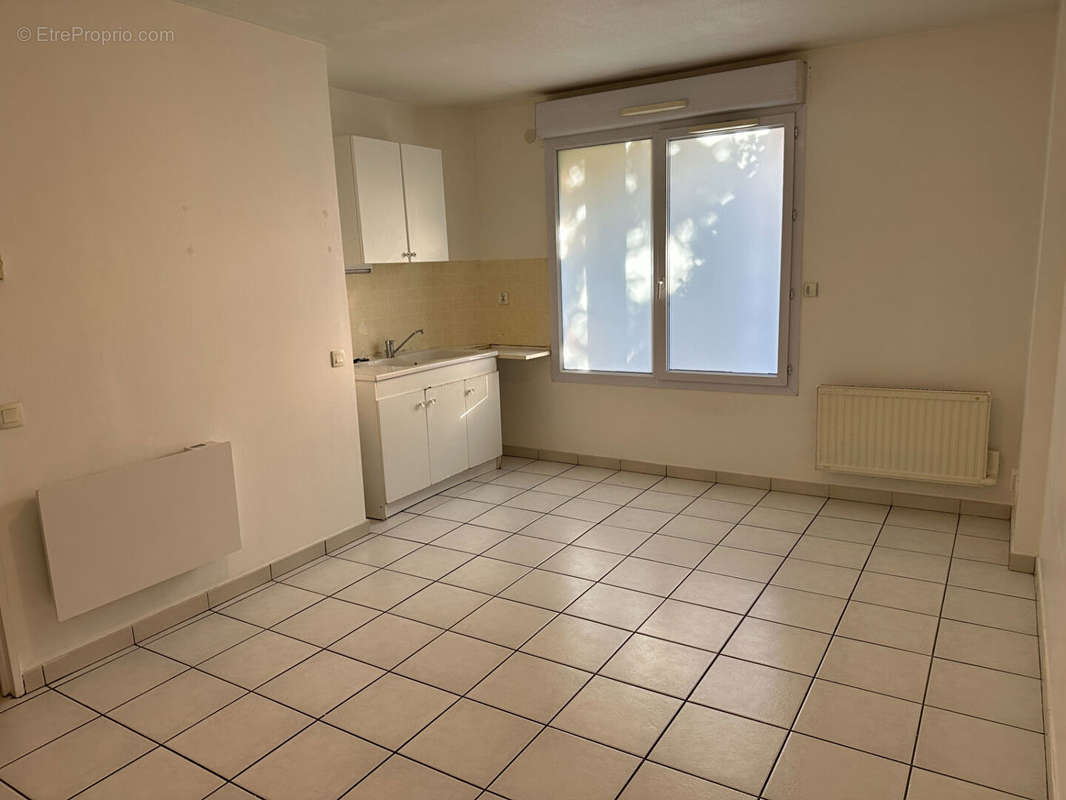 Appartement à CRAPONNE