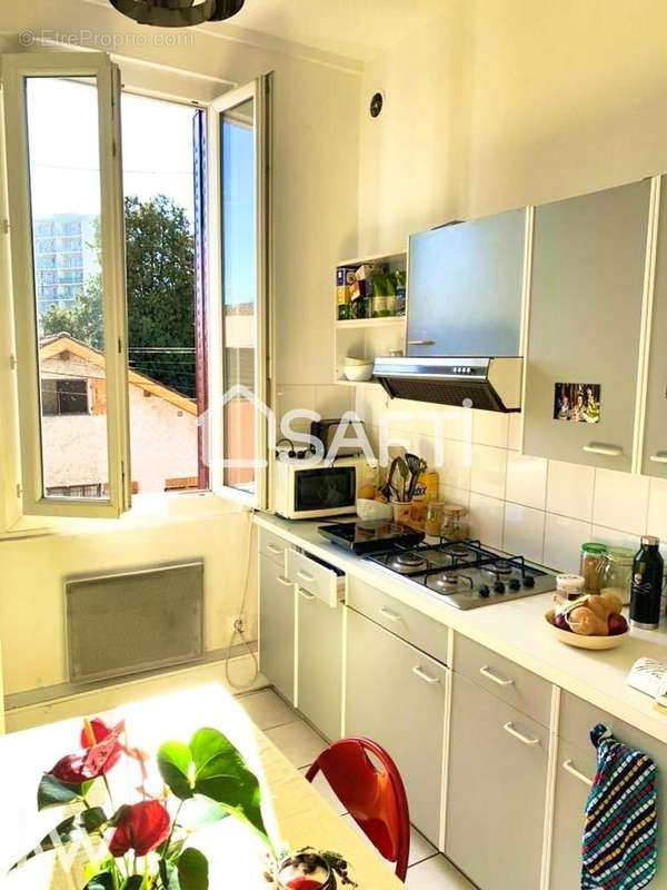 Photo 4 - Appartement à VILLEURBANNE