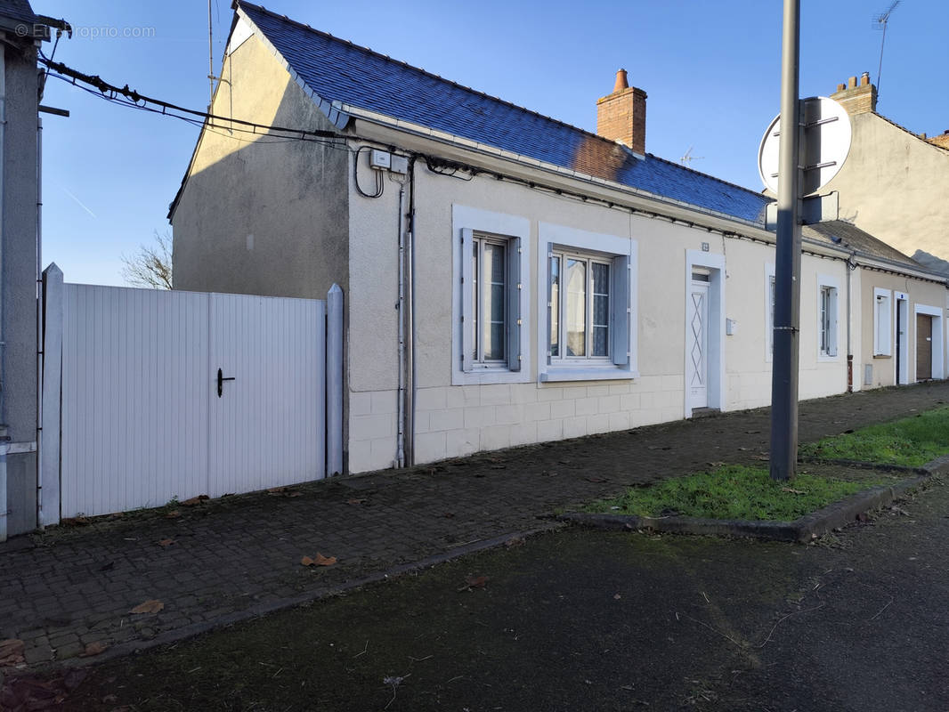 Maison à SABLE-SUR-SARTHE