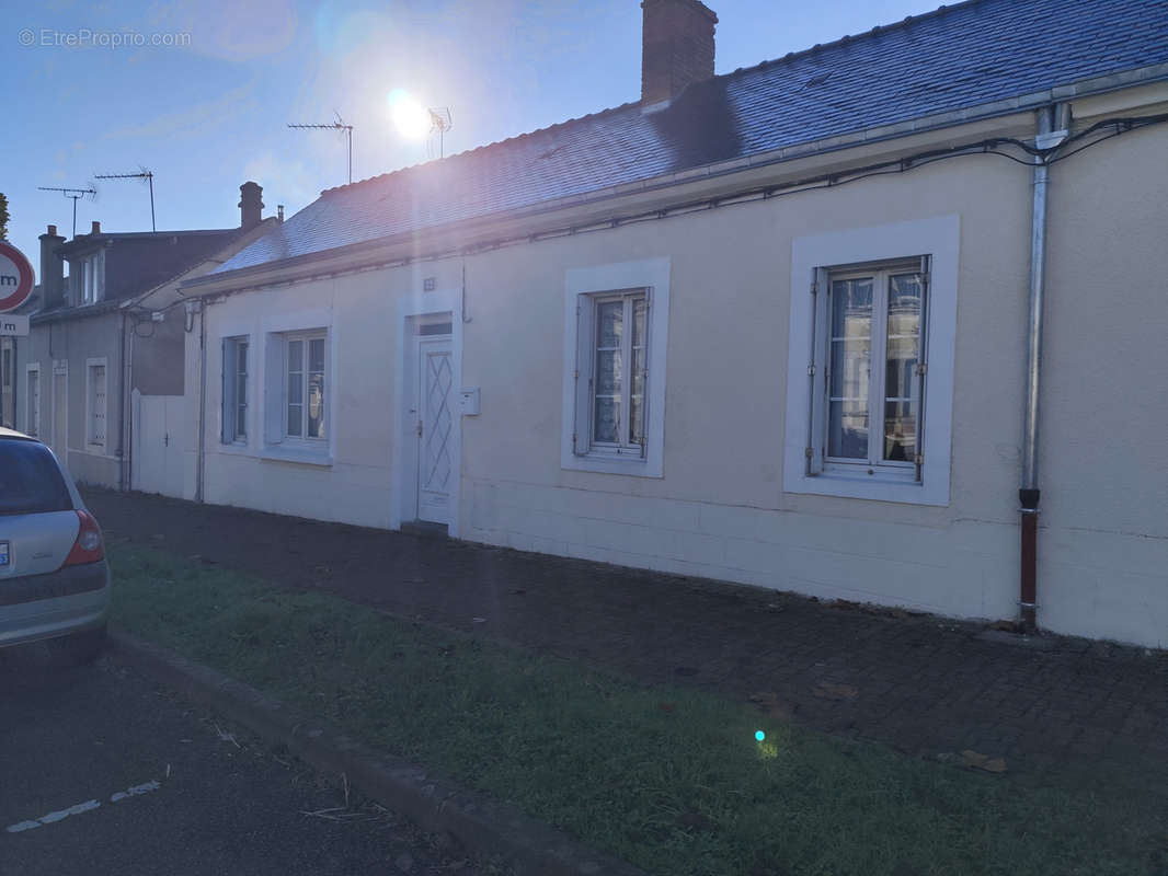 Maison à SABLE-SUR-SARTHE