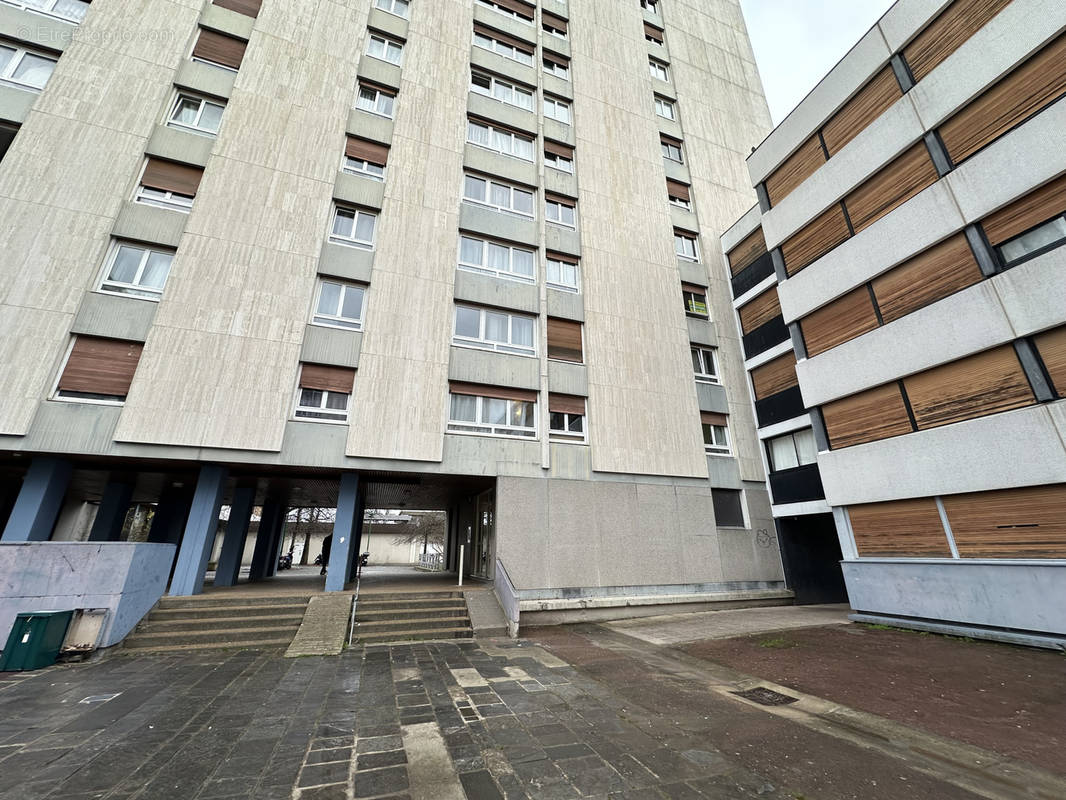 Appartement à SARCELLES