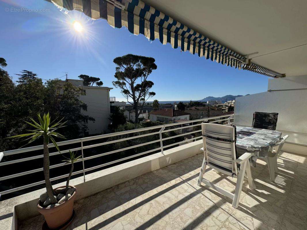 Appartement à CANNES