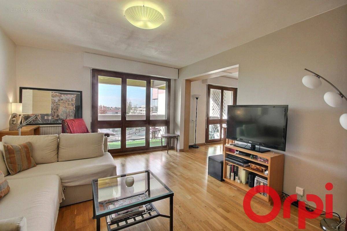 Appartement à MARSEILLE-12E