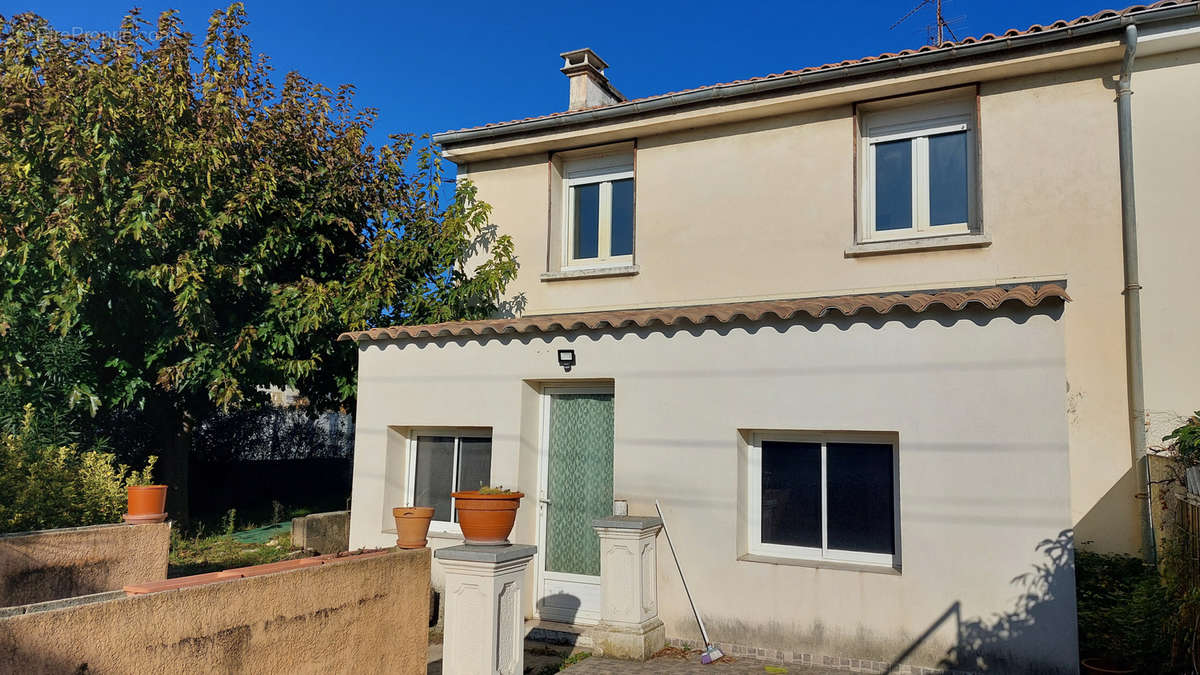 Maison à BOURG-SAINT-ANDEOL