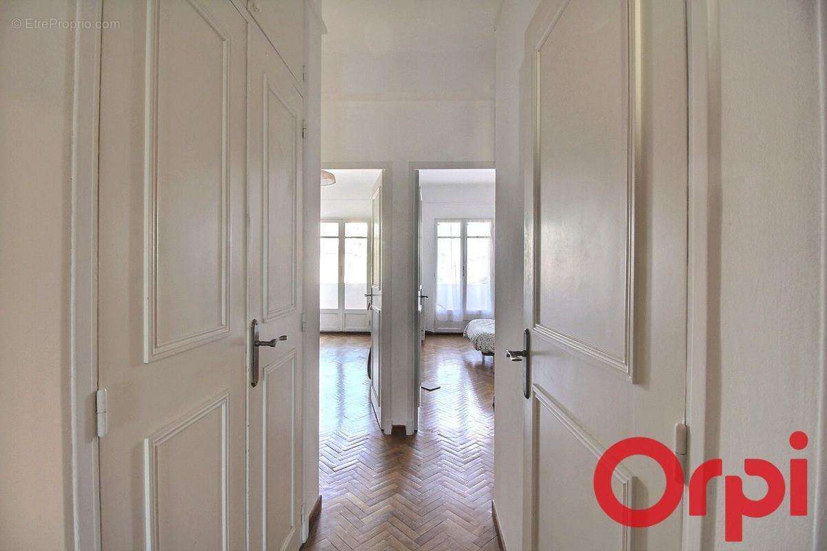 Appartement à MARSEILLE-8E