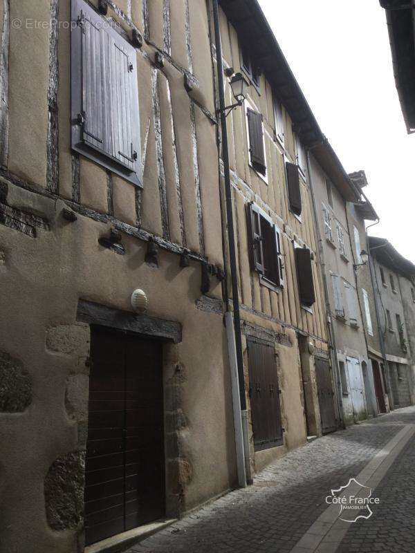 Maison à MAURS