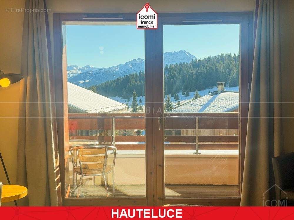 Appartement à HAUTELUCE