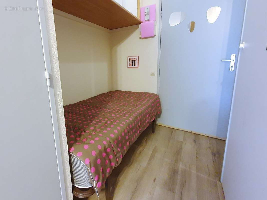 Appartement à LAMALOU-LES-BAINS