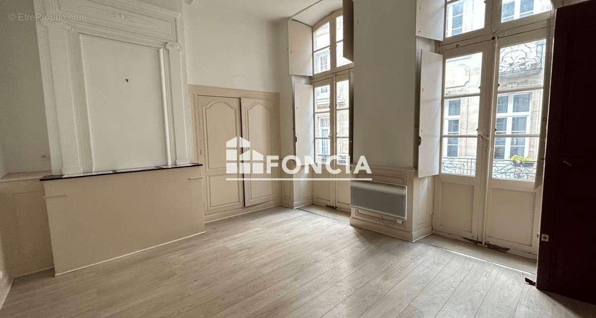 Appartement à BORDEAUX