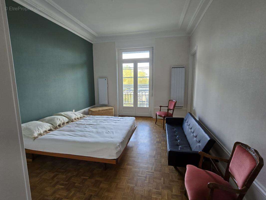 Appartement à VICHY