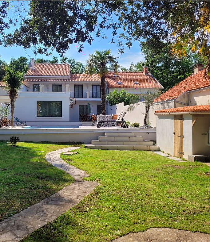 Maison à FOURAS