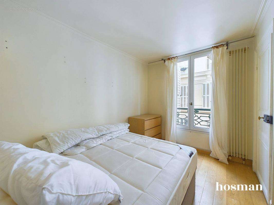 Appartement à PARIS-9E